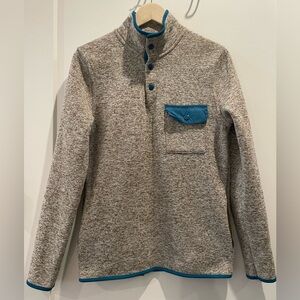 Arizona Jean Company Tan/Gray Fleece Sweater with Blue Accents